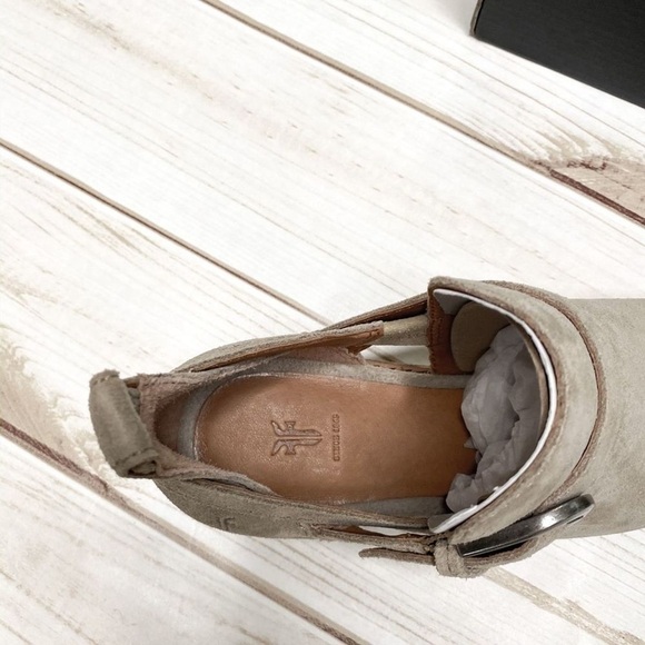 𝅺NWT Frye Suede Bootie - Picture 3 of 7